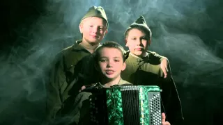 "Три танкиста", Муз. Самуил, Дмитрий и Даниил Покрасс Сл.Б.Ласкин
