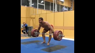 Dmitry Klokov pause snatch.