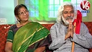 Telangana Praja Gayakudu Gaddar & Vimala in Lifemates || V6 News
