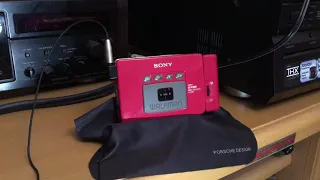 Red SONY WM-EX88