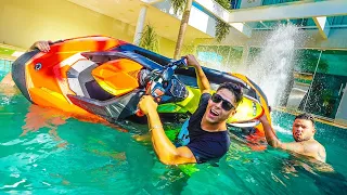 FIZ CHAFARIZ NA PISCINA COM MEU JET SKI