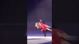 Kaitlyn Weaver & Andrew Poje 💕💕#figureskating #isufigureskating canadanationals