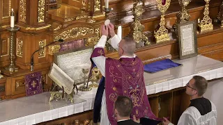 Live Stream - Sunday Mass - (2002 Missal-Latin)