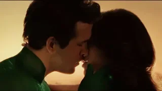 Super Hero Kiss her Super Woman Green Lantern