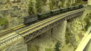 Modellbahn im Bahnhof Göschenen an der Gotthardbahn Video Nr. 70