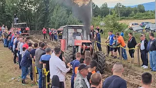 URSUS 1204 TRAKTORIJADA MARIĆKA USKORO SVE SCENE