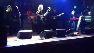 Laurie Morvan Band - "Mojo Mama"