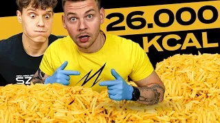 ZJEDLIŚMY 15.000 FRYTEK? 🍟 (gośc. IIFYM Chef)