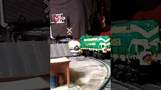 Alco S3 #6 + Crossing Lights Flashing Danville County Railroad Train Layout HO Scale COOL!!!