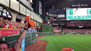 Altuve’s walk-off 2 run homer against Yankees in ALCS!