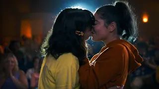 Hot scene Paige and AJ Kissing. Crush 2022 Ending