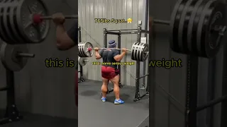 Raw 765lbs squats (C3Muscle)