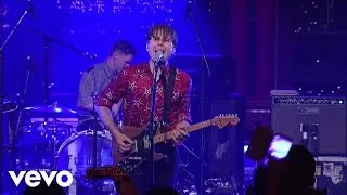 Franz Ferdinand - Take Me Out (Live on Letterman)