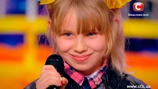 8 year old girl sings cute song on Ukraine’s got talent!