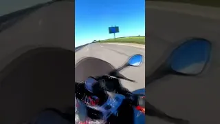 BMW M5🔥 vs BMW s1000r😡 who will this crazy 🤪 race 😳😳#shorts