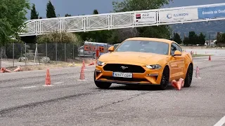 Ford Mustang 2018 - Maniobra de esquiva (moose test) y eslalon | km77.com