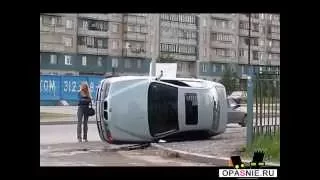 Баба за рулём! Девушка за рулём. Girls drive a car.