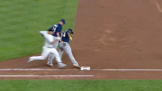 MIL@NYY: Brewers challenge safe call on the field