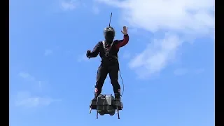 Zapata et son Flyboard air