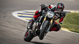 Ducati Monster 1200