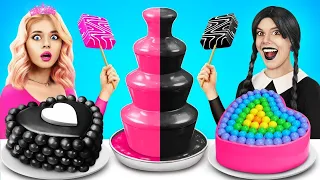 Wednesday Addams vs Barbie! Tantangan Makanan Warna Pink Saja vs Hitam oleh YUMMY JELLY