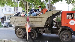 Почему на улицах Анапы много мусора