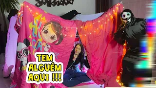 CONSTRUÍMOS UMA CABANA GIGANTE E O BUG APARECEU | Luluca