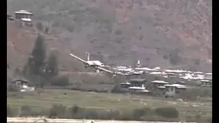 Paro Approach Landing