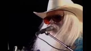 Leon Russell and Willie Nelson's at his Picnic (1998)