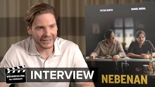 "Nebenan": Daniel Brühl im Interview