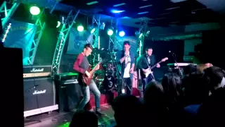 Rocksuli Koncert, Rage Against The Machine - Killing In The Name (cover) @ Roncsbár