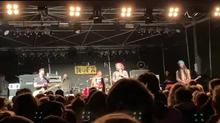 Nofx making fun of Tom DeLonge from Blink 182 (Leipzig, 5 May 2019)