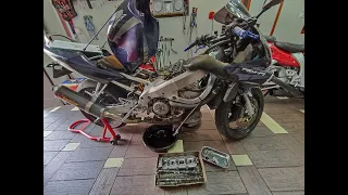 HONDA CBR600F4i service (cz.2) - główka ramy, wymiana przepustnic, zawory, rozrząd, synchro, TPS👌