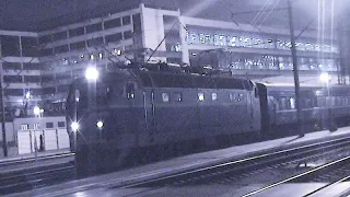 Движение поездов на вокзале Киев - пасс.  Ночные зарисовки
