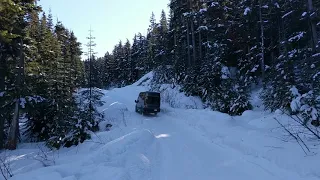 Thule/Konig Snow Chains XG12-PRO on a Ford Transit