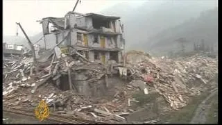 Deadly quake strikes China's Sichuan province