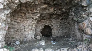 ISRAEL - Mt Arbel - The descent. הר ארבל - הירידה