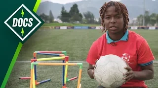 How football is changing lives in Colombia ► with Common Goal & Saunders Says