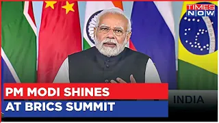 PM Modi Addresses BRICS Summit In Johannesburg, South Africa |Indian Diaspora's Excitement On Camera