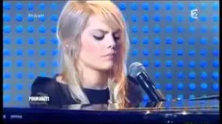 COEUR DE PIRATE-NICOLAS SIRKIS shreds J'ai Demande à la Lune