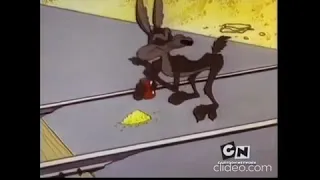 wile.e.coyote vs trains and railways / classic cartoon complaition / Merrie melodies or looney tunes