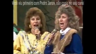 Irmãs Galvão cantando ''Pedacinhos'' no ''Clube do Bolinha'' (Rede Bandeirantes - Janeiro de 1988)