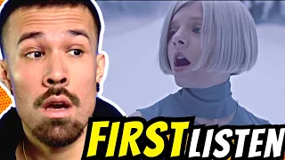 AURORA - RUNAWAY (FIRST REACTION)