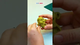 How To Make a Scary Halloween Skull Sculpture With Polymer Clay | Halloween sculpts 🎃 | #shorts