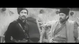 Qatır Məmməd (1974) Kiçik epizod. Şahmar Ələkbərov, Həsən Məmmədov, Rasim Balayev, Ələddin Abbasov.