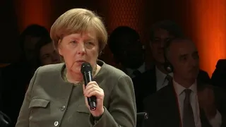 Merkel will "bis zur letzten Stunde" für geordneten Brexit kämpfen