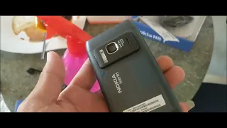 Unboxing Nokia N8