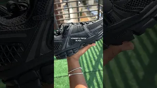 Vomero 5 Triple Black