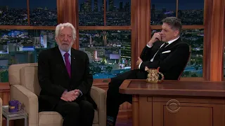 Late Late Show with Craig Ferguson 11/14/2013 Donald Sutherland, Casey Wilson