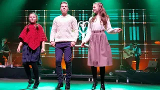 Angelo Kelly and Family IRISH CHRISTMAS 1.12.18 Hannover Stepdance